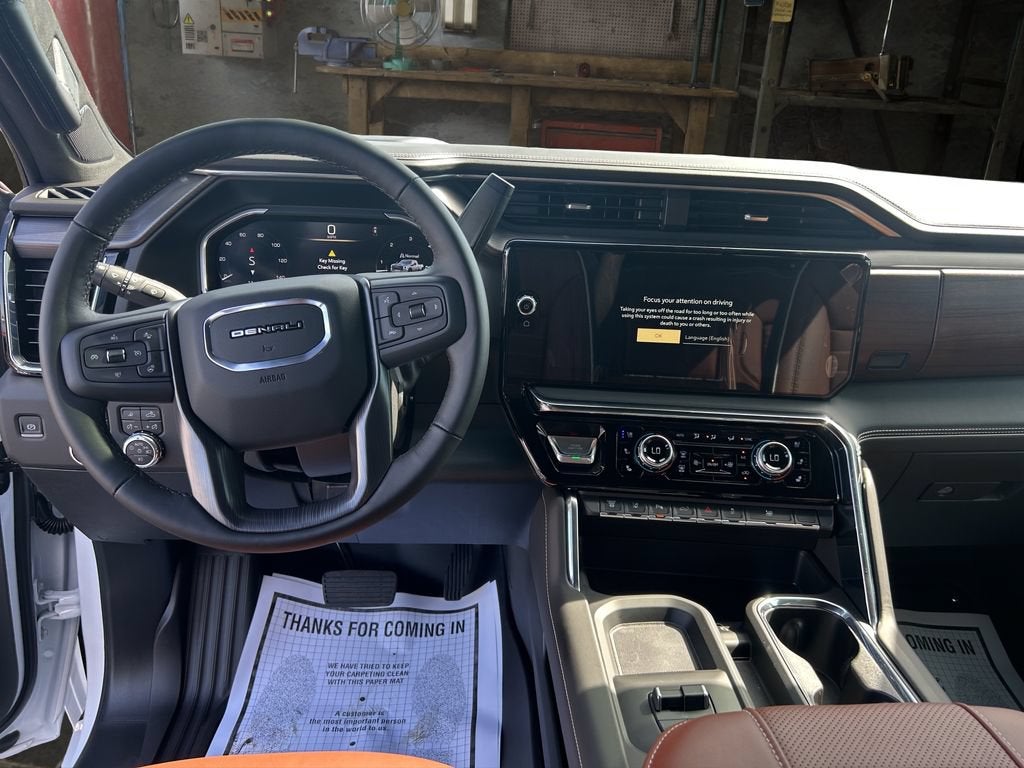 2026 GMC Sierra 3500 HD Denali Ultimate DRW