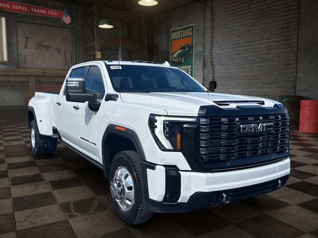 2026 GMC Sierra 3500 HD Denali Ultimate DRW