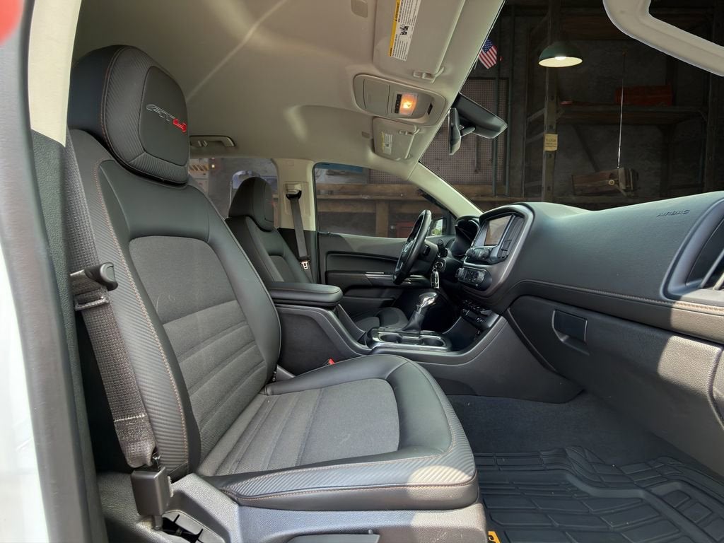 2022 GMC Canyon AT4 - Cloth