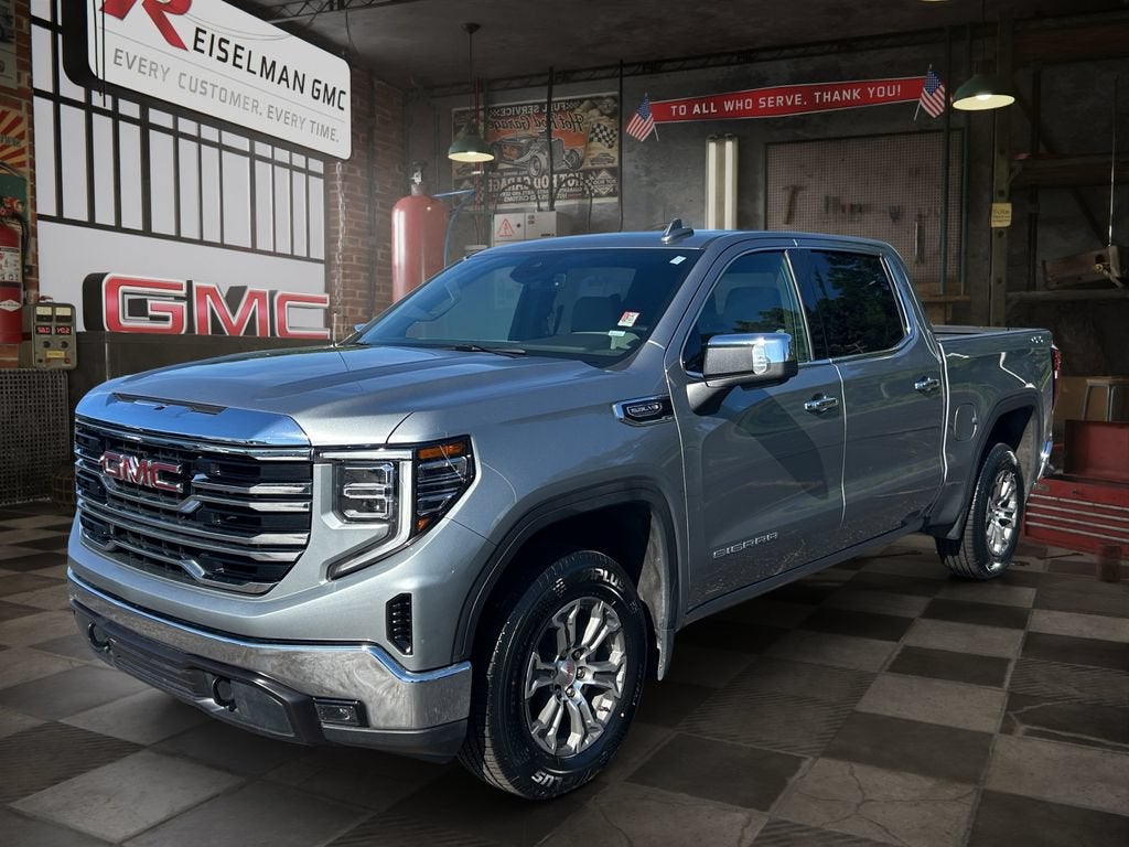 2025 GMC Sierra 1500 SLT