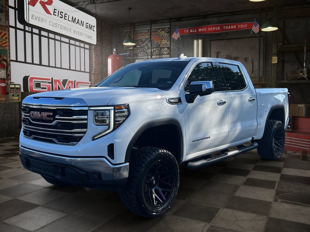 2025 GMC Sierra 1500 SLT