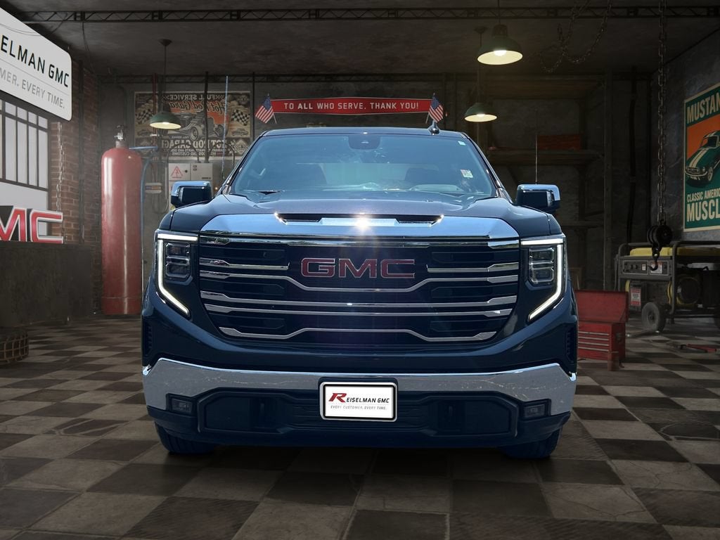 2025 GMC Sierra 1500 SLT
