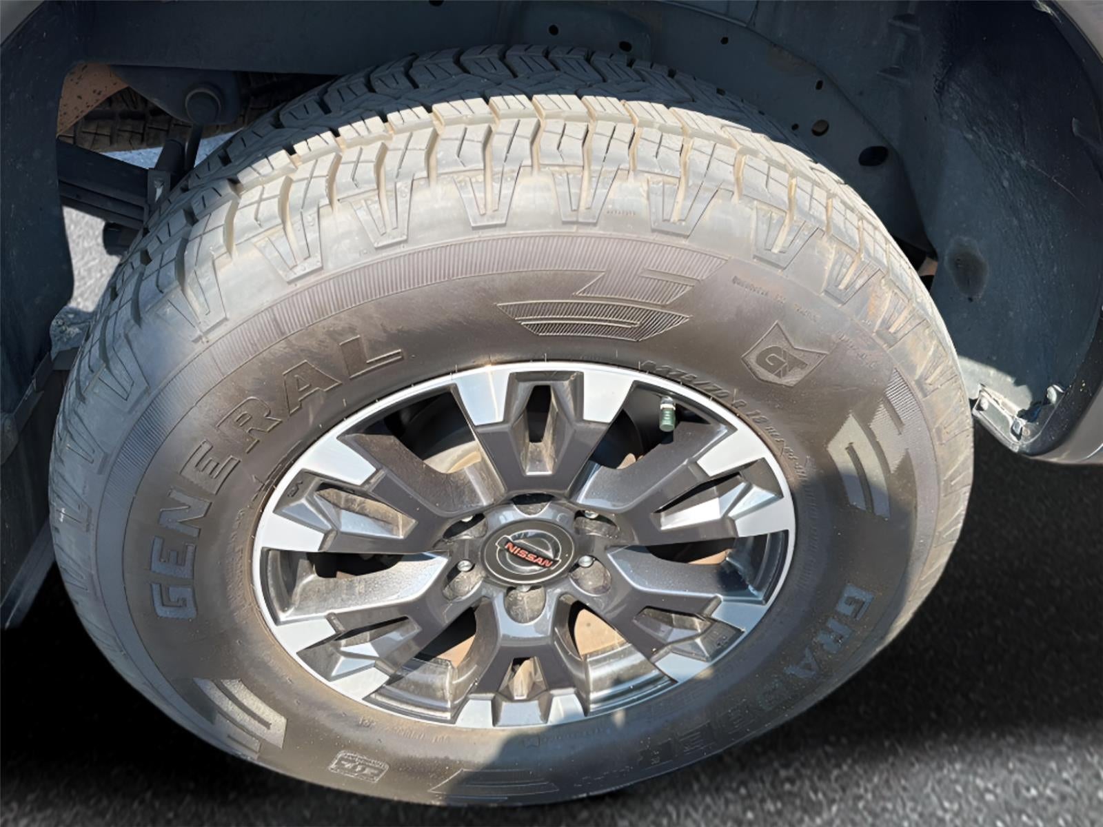 2022 Nissan TITAN Crew Cab PRO-4X 4x4