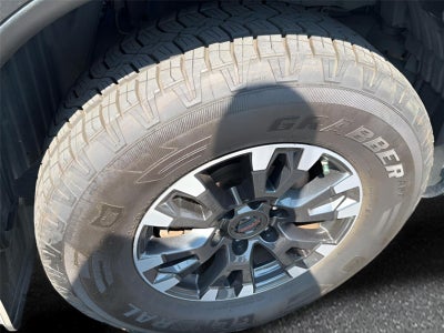 2022 Nissan TITAN Crew Cab PRO-4X 4x4