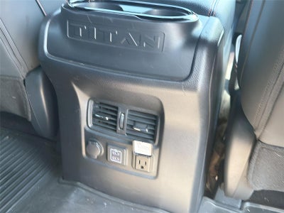 2022 Nissan TITAN Crew Cab PRO-4X 4x4