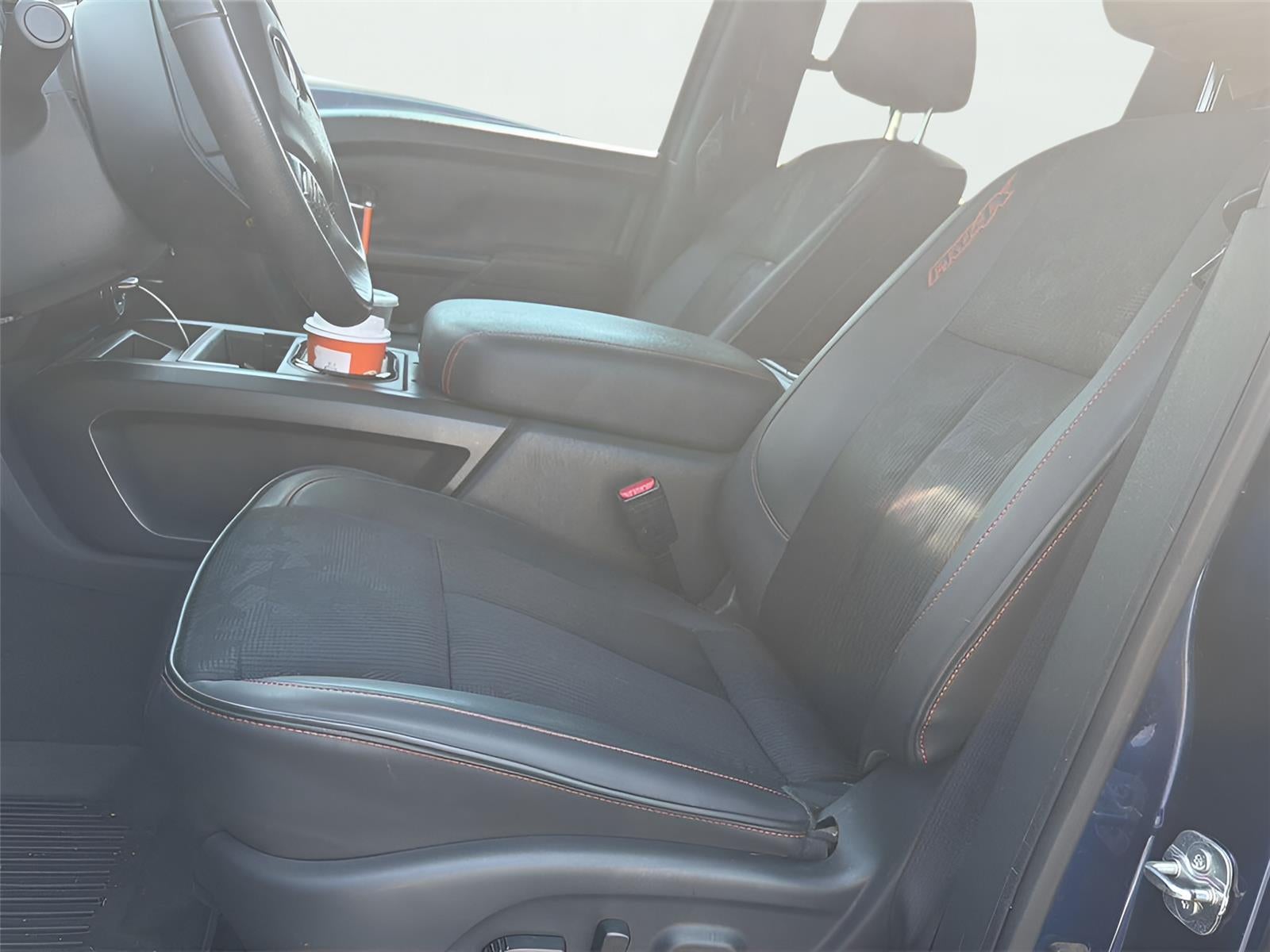 2022 Nissan TITAN Crew Cab PRO-4X 4x4