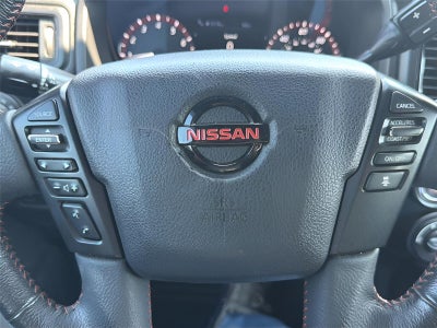 2022 Nissan TITAN Crew Cab PRO-4X 4x4