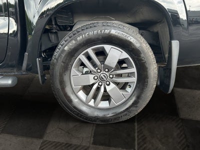 2025 Nissan Frontier Crew Cab SV 4x2