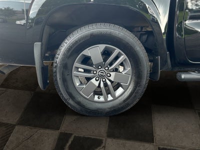 2025 Nissan Frontier Crew Cab SV 4x2