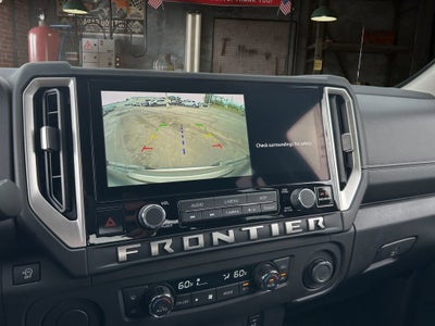 2025 Nissan Frontier Crew Cab SV 4x2