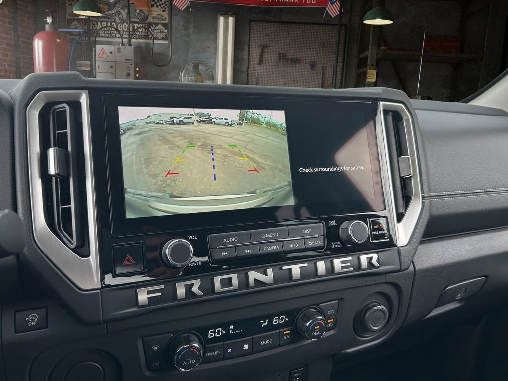 2025 Nissan Frontier Crew Cab SV 4x2