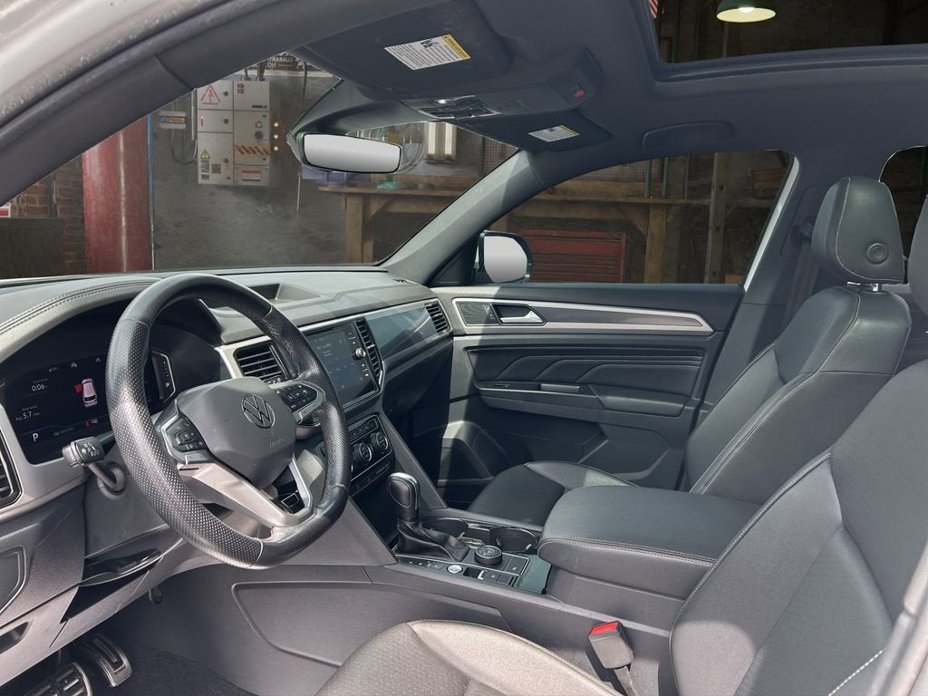 2020 Volkswagen Atlas Cross Sport 3.6L V6 SEL R-Line