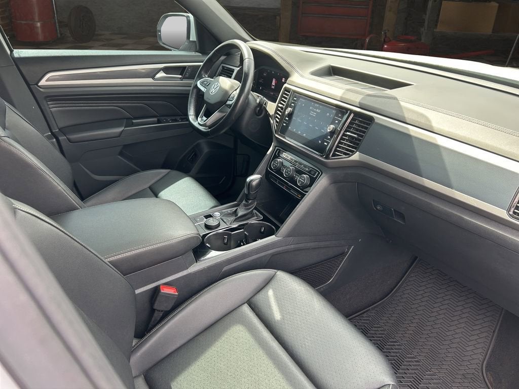 2020 Volkswagen Atlas Cross Sport 3.6L V6 SEL R-Line
