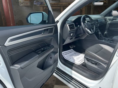 2020 Volkswagen Atlas Cross Sport 3.6L V6 SEL R-Line