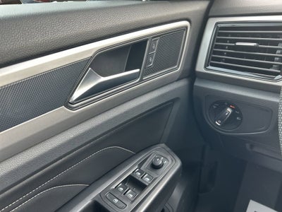 2020 Volkswagen Atlas Cross Sport 3.6L V6 SEL R-Line