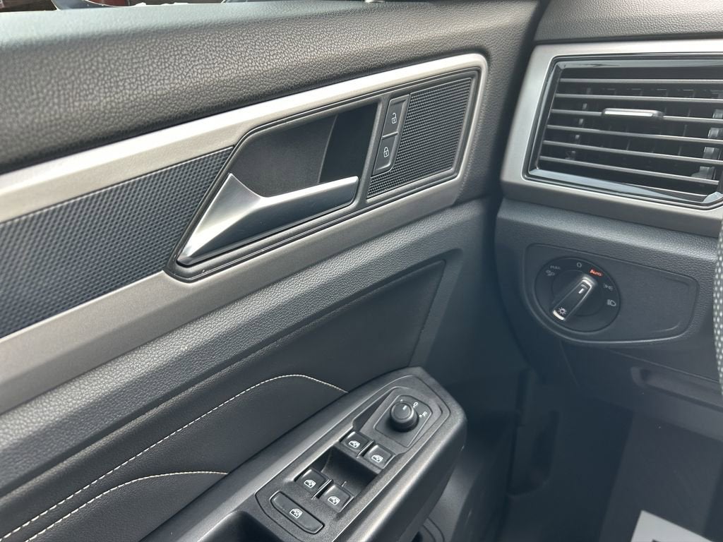 2020 Volkswagen Atlas Cross Sport 3.6L V6 SEL R-Line