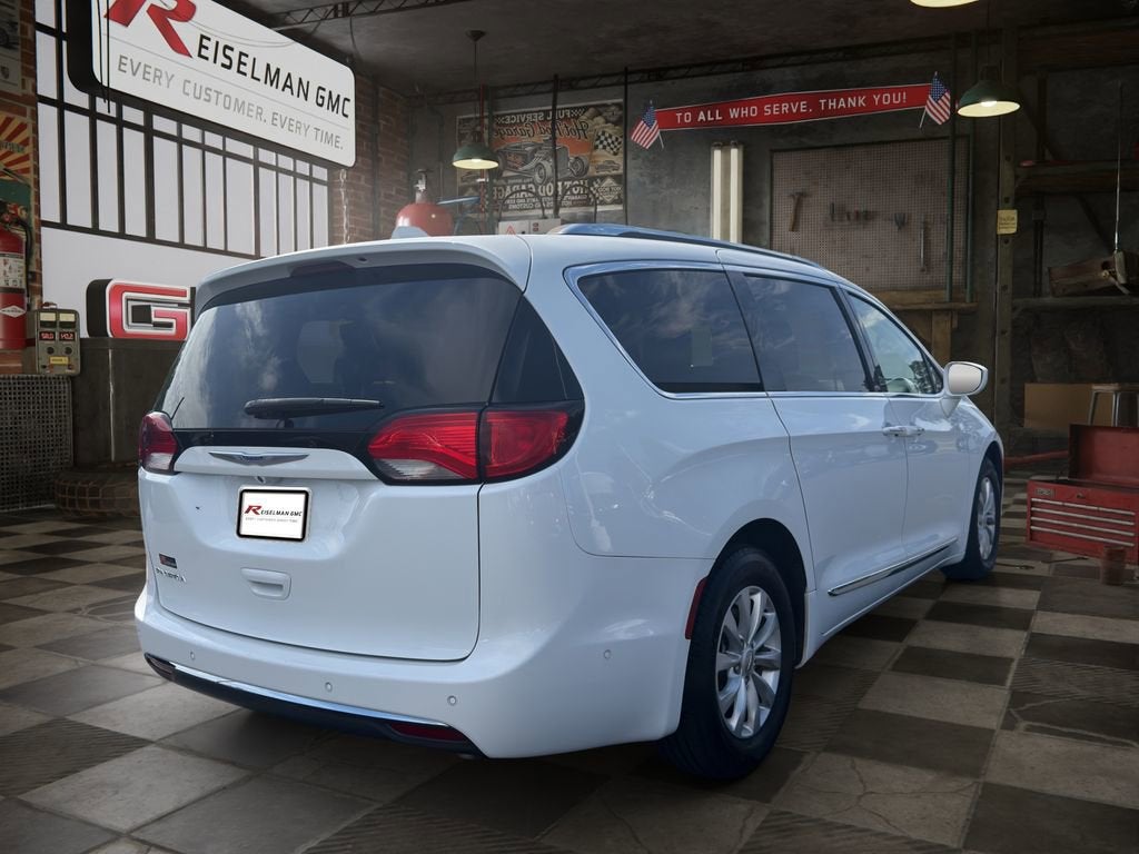 2018 Chrysler Pacifica Touring L Plus