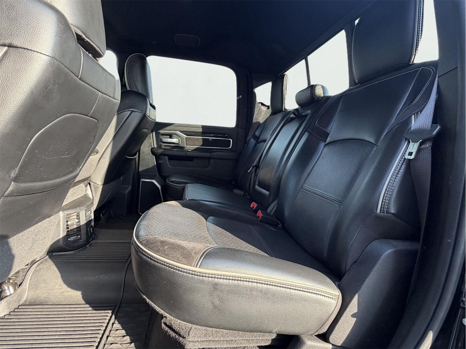 2021 RAM 3500 Laramie Crew Cab 4x4 6'4" Box