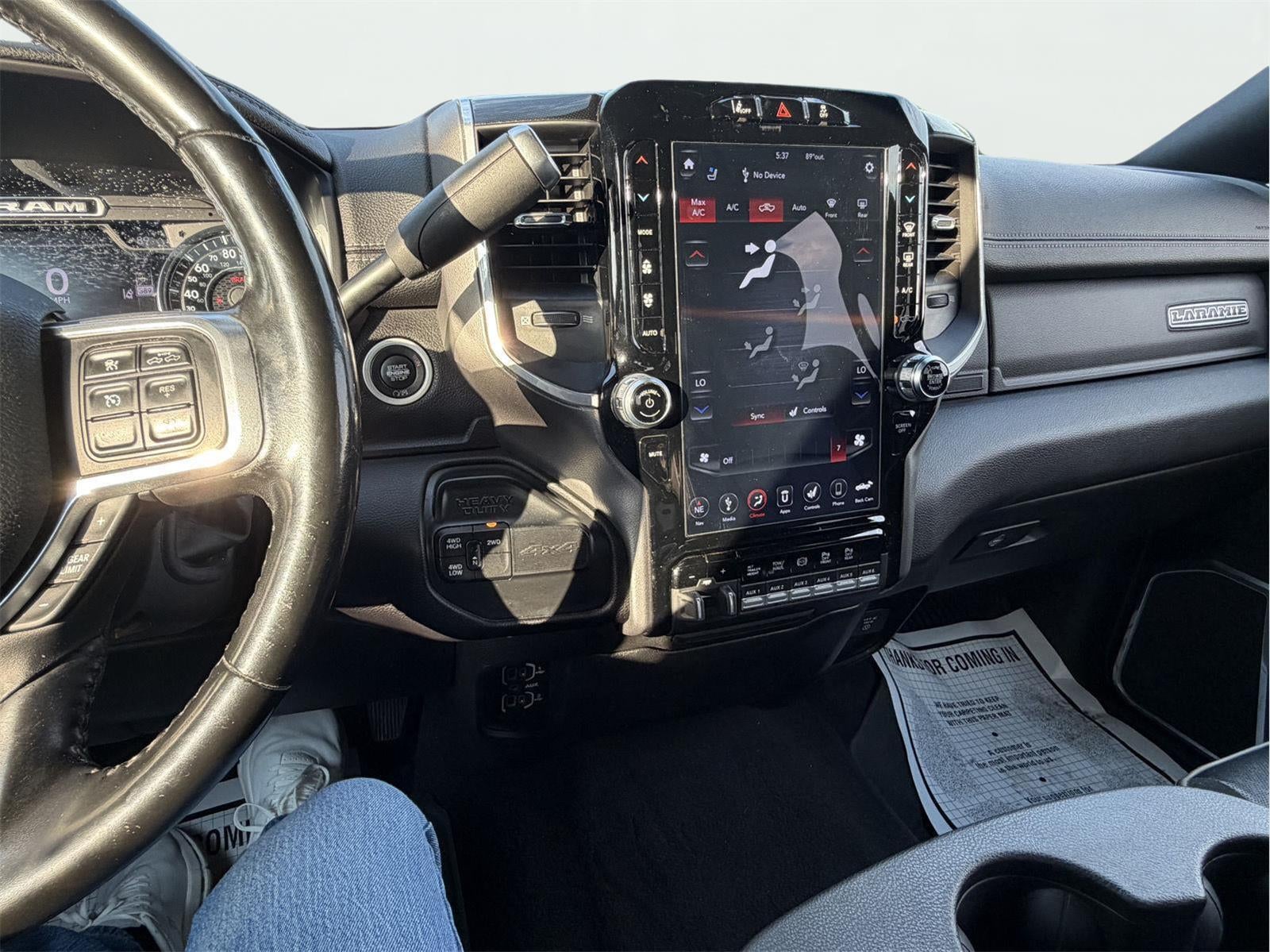 2021 RAM 3500 Laramie Crew Cab 4x4 6'4" Box