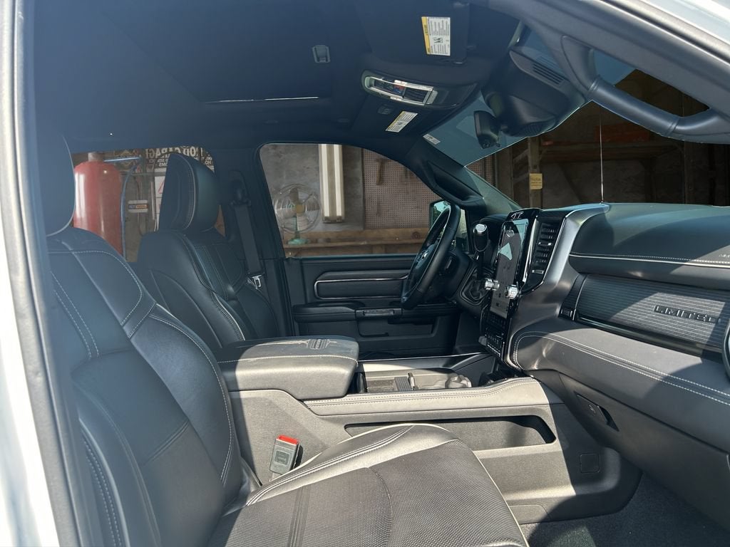 2023 RAM 2500 Limited Crew Cab 4x4 6'4" Box