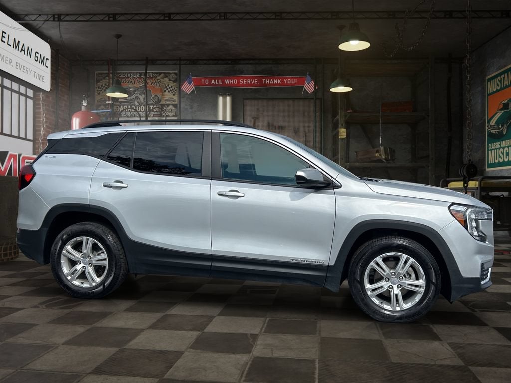2022 GMC Terrain SLE