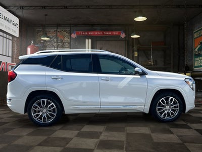 2023 GMC Terrain Denali