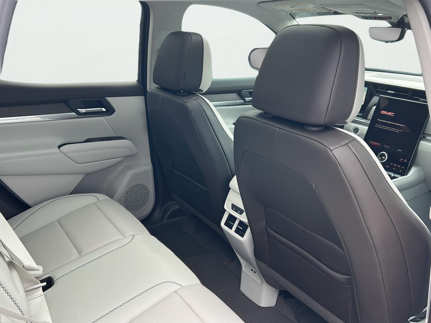 2027 GMC Terrain Denali - Photo 17