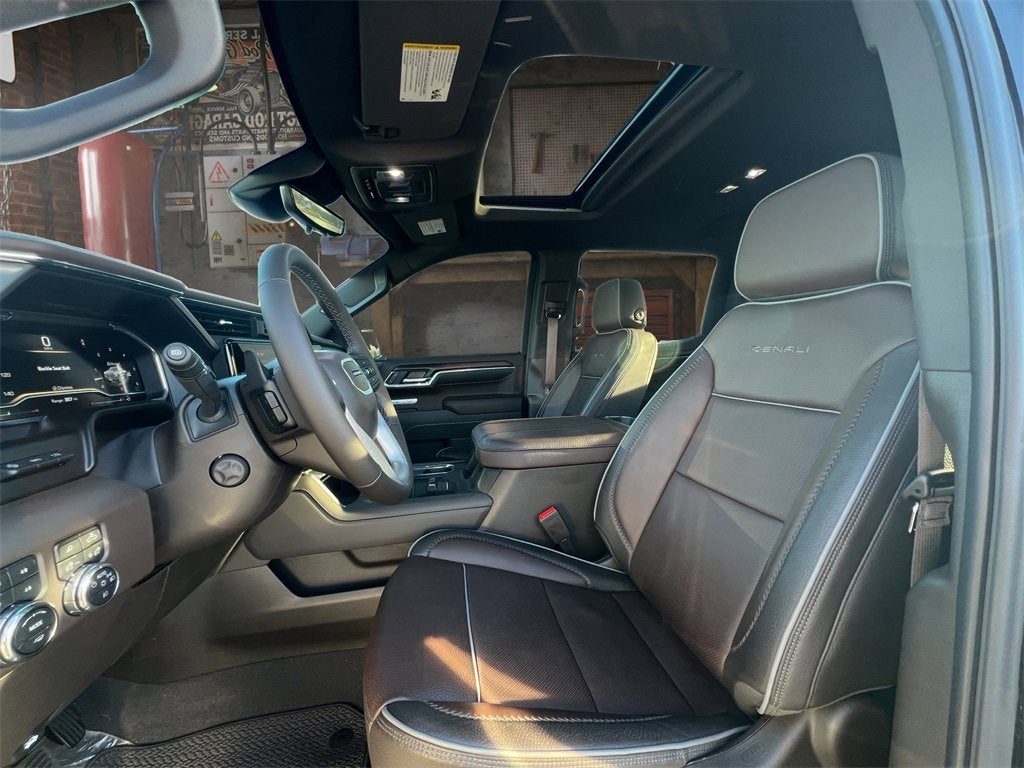 2025 GMC Sierra 1500 Denali