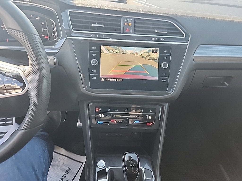 2024 Volkswagen Tiguan SEL R-Line