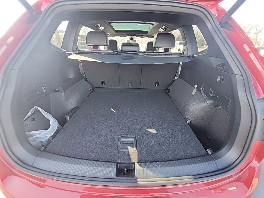 2024 Volkswagen Tiguan 2.0T SEL R-Line