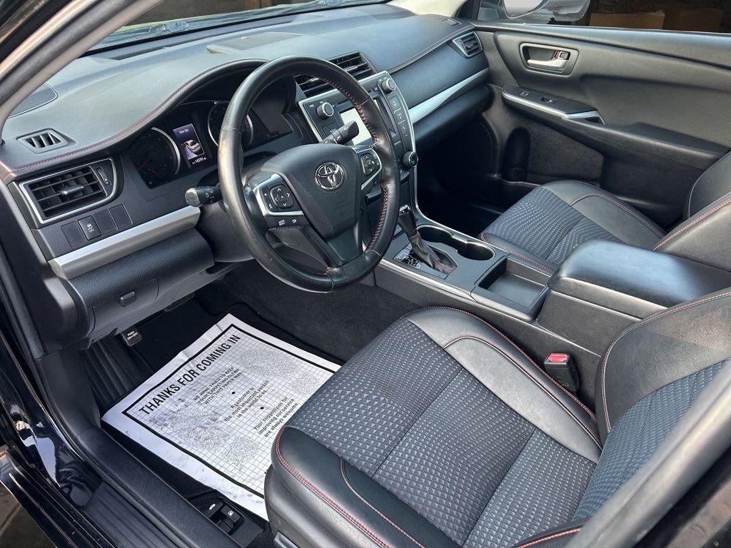 2015 Toyota Camry SE