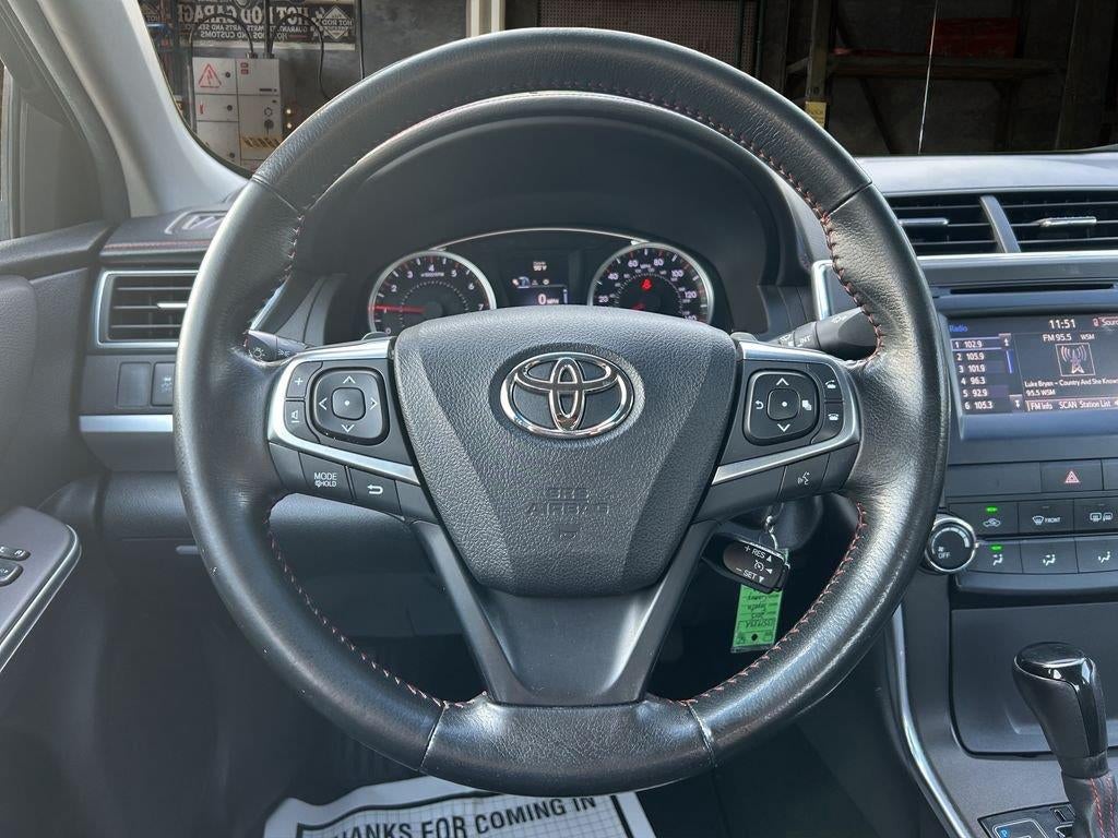 2015 Toyota Camry SE