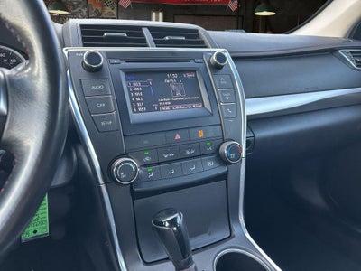 2015 Toyota Camry SE