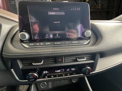 2023 Nissan Rogue SV FWD