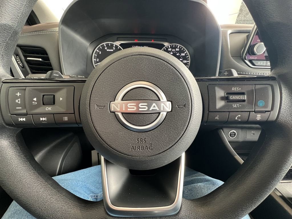 2023 Nissan Rogue SV FWD