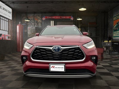2024 Toyota Highlander Hybrid Platinum