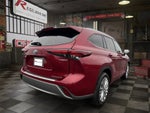 2024 Toyota Highlander Hybrid Platinum
