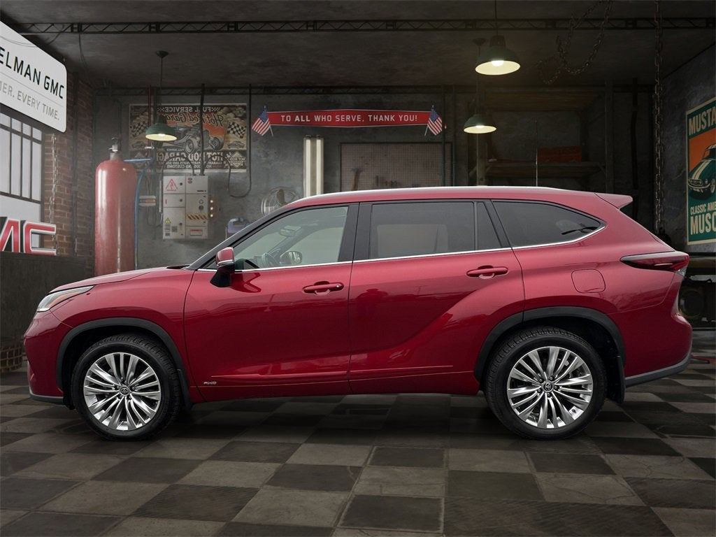 2024 Toyota Highlander Hybrid Platinum