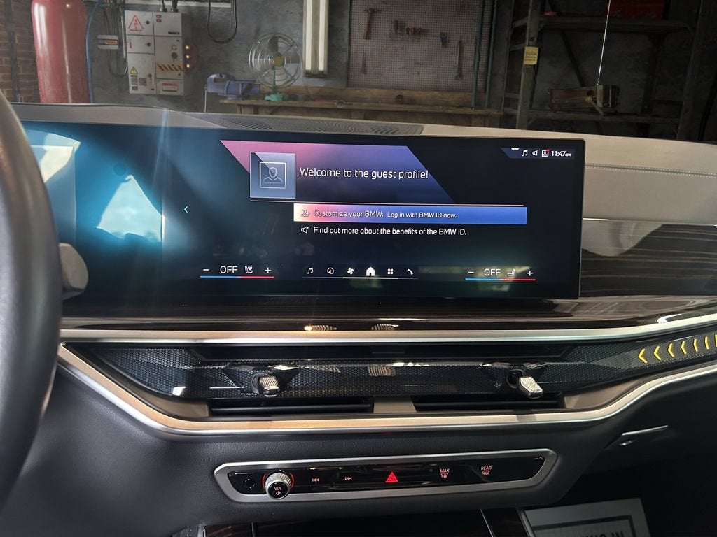 2025 BMW X5 xDrive50e