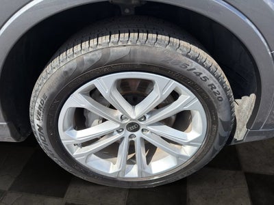 2025 Audi Q7 Premium Plus