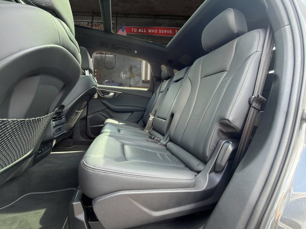 2025 Audi Q7 Premium Plus