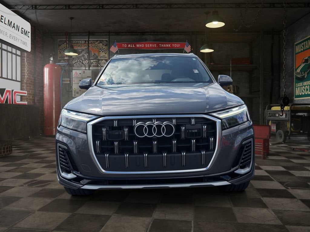 2025 Audi Q7 Premium Plus