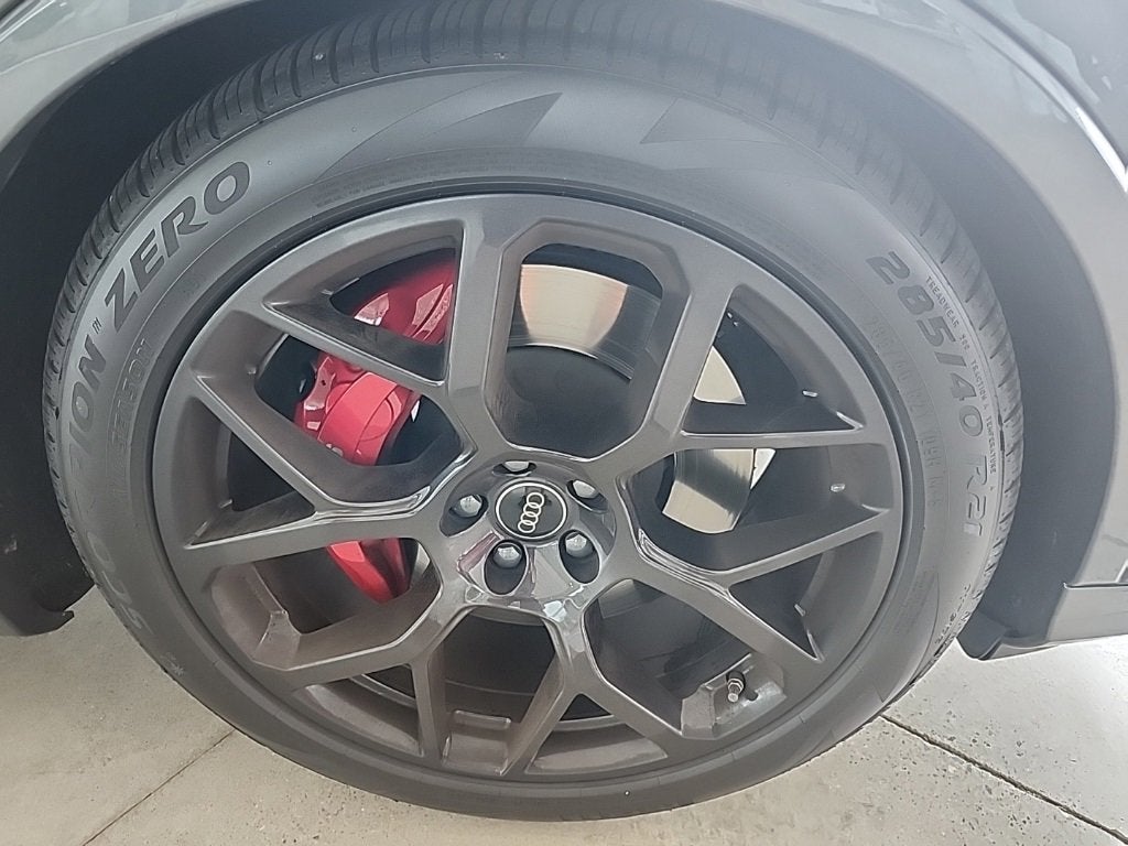 2025 Audi SQ7 Prestige