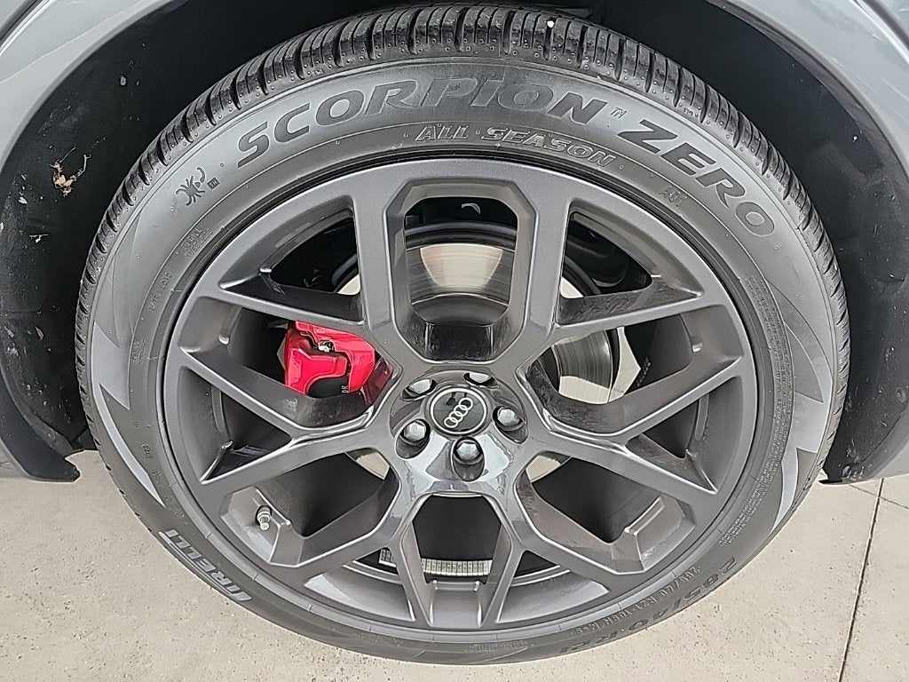 2025 Audi SQ7 Prestige