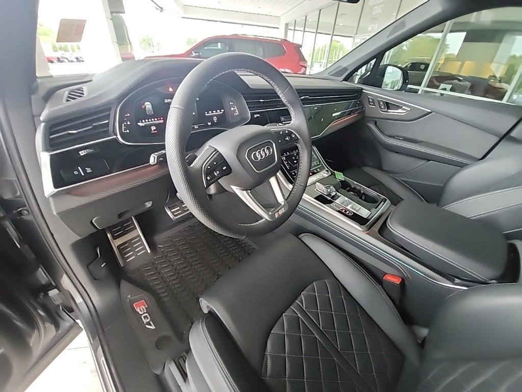 2025 Audi SQ7 Prestige