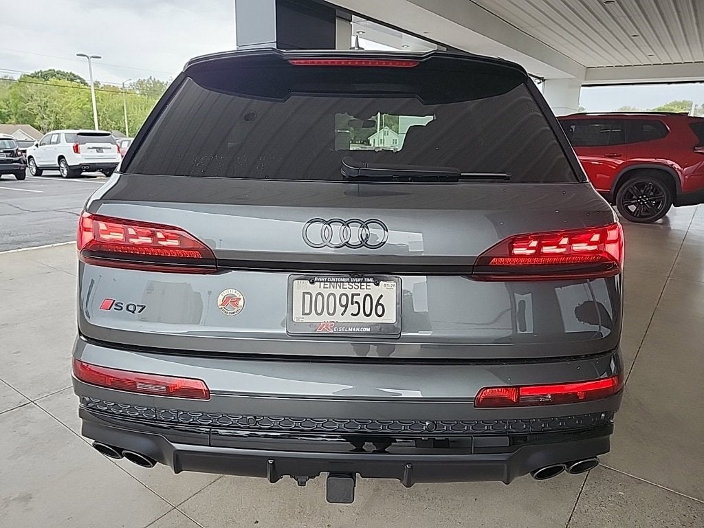 2025 Audi SQ7 Prestige