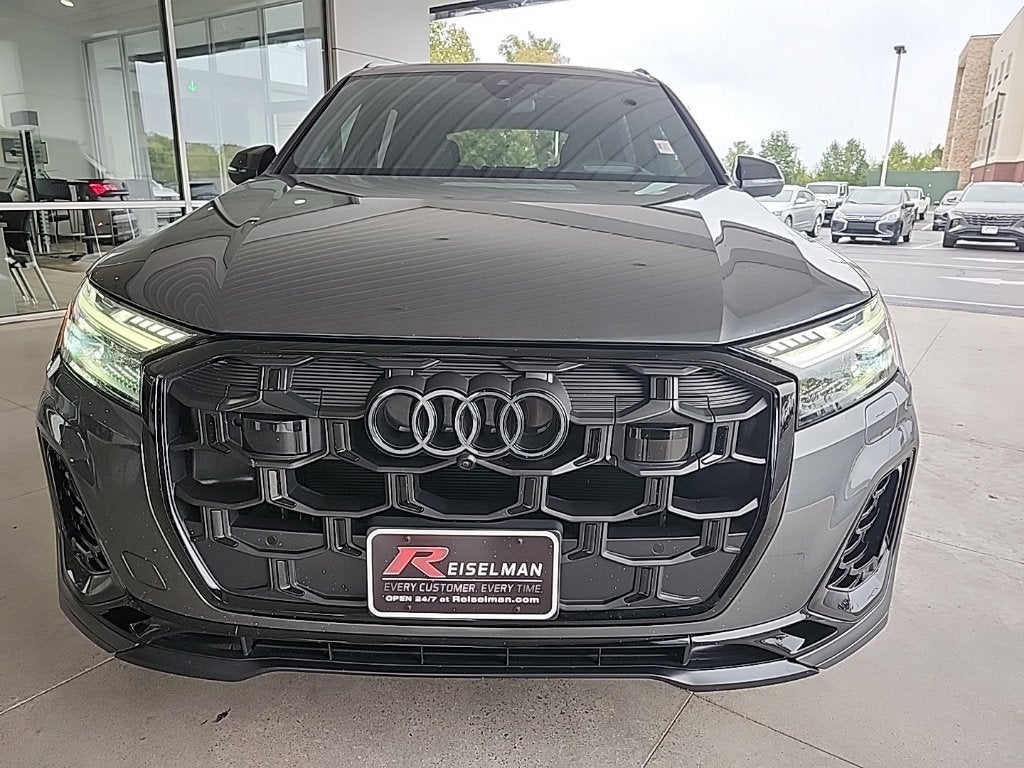 2025 Audi SQ7 Prestige