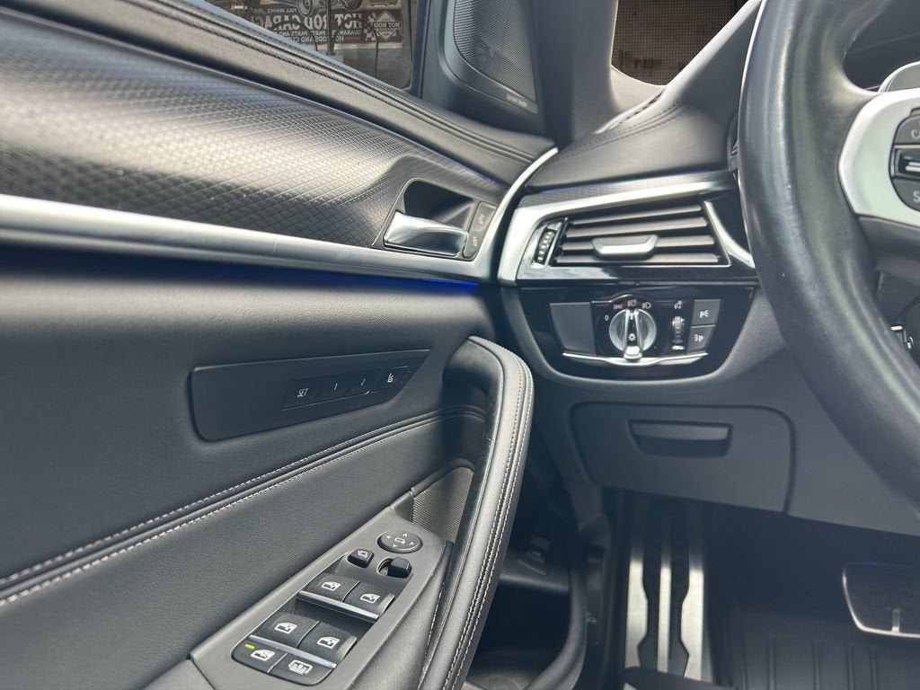 2023 BMW M550 i xDrive