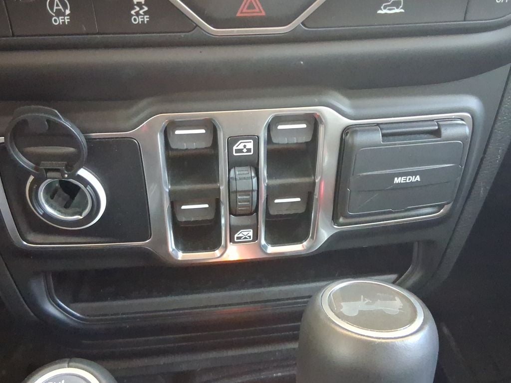 2023 Jeep Wrangler Sahara