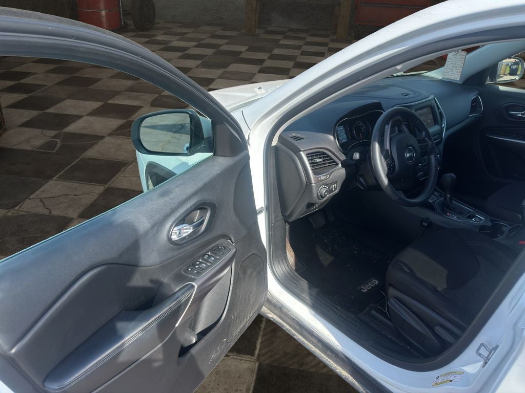 2019 Jeep Cherokee Latitude